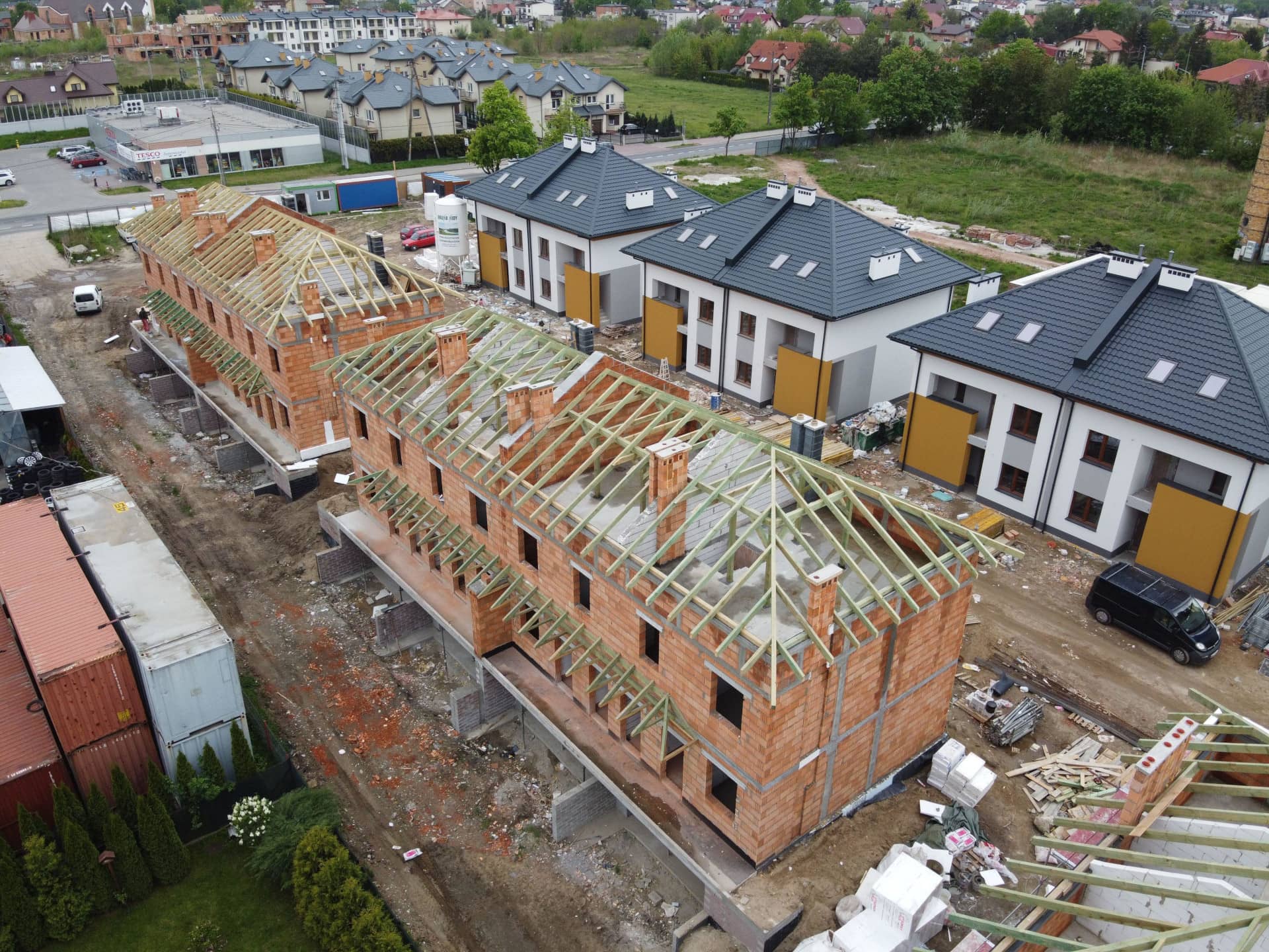Marki ul. Fabryczna (naprzeciwko Tesco) 7